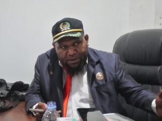 Ketua Kelompok Khusus DPR Papua Tengah, Donatus Mote. (Foto: Kristin Rejang/Sasagupapua)