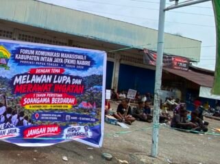 Suasana mimbar bebas FKMI di Nabire, Kamis (15/10/2026).