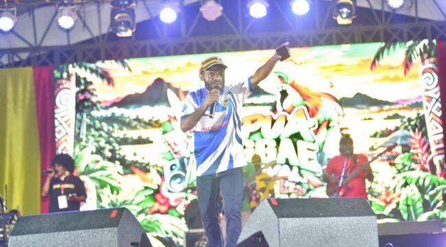 LMB Band saat tampil di panggung PRF XI. (Foto: Decky Mote/Panitia PRF XI)