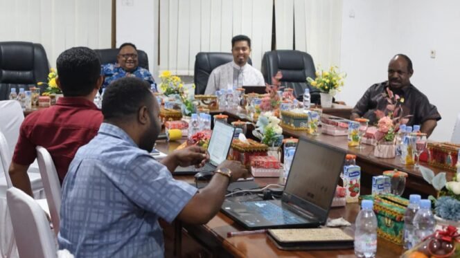 
DPR Papua Tengah Gelar Rapat Koordinasi Bahas Akselerasi Penetapan Raperda 2026